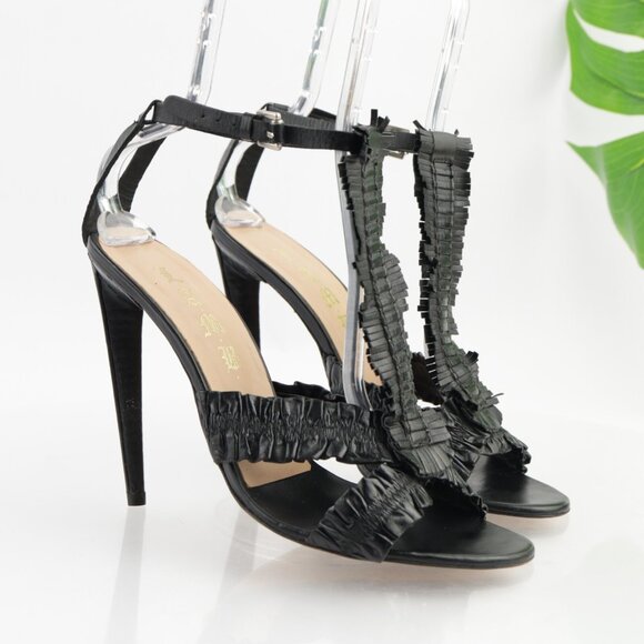 LAMB Womens Lita Sandals Size 10 Black Leather Ruffle T-Strap Heels Gwen Stefani - Picture 1 of 15
